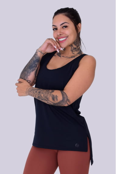 Regata Sobre Legging Preta