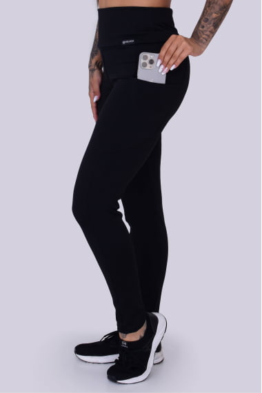 LEGGING COM BOLSO TÉRMICA PELUCIADA PRETA LEGGING COM BOLSO TÉRMICA PELUCIADA PRETA